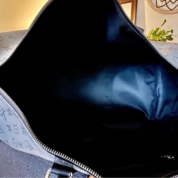 Keepall 50 black and gray. Like new condition,. Perfect addition to collection!! - Picture 7 of 16